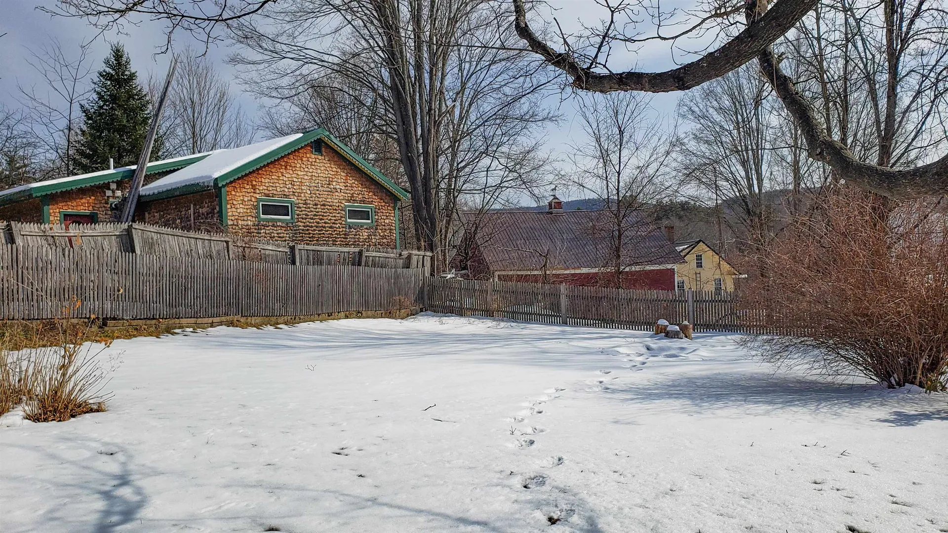 33 Park Street Henniker NH 03242