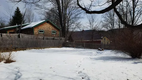33 Park Street Henniker NH 03242