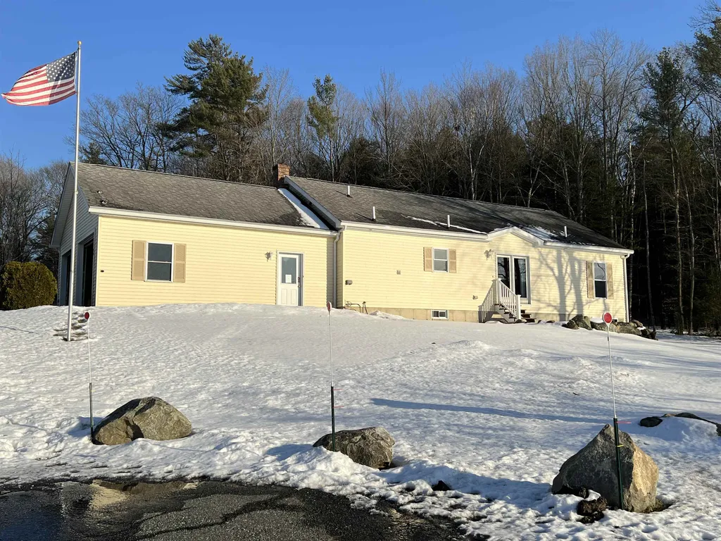 39 Stevens Street Enfield NH 03748
