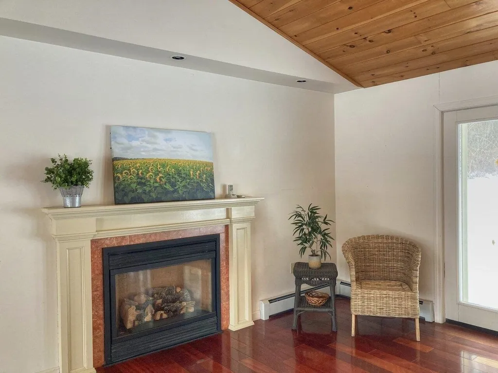 45 Juniper Lane Middlebury VT 05753