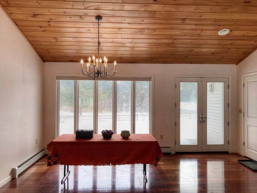 45 Juniper Lane Middlebury VT 05753