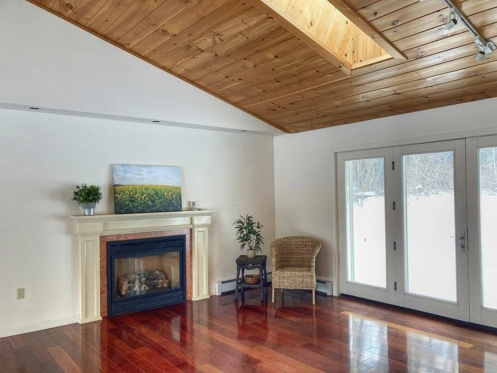 45 Juniper Lane Middlebury VT 05753