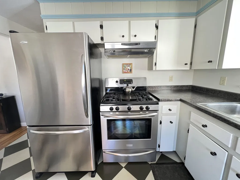 42 Maplewood Circle Walpole NH 03608