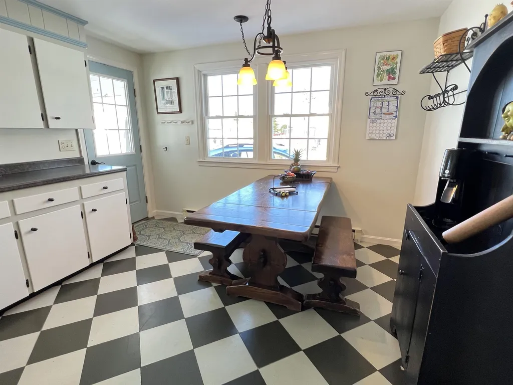 42 Maplewood Circle Walpole NH 03608
