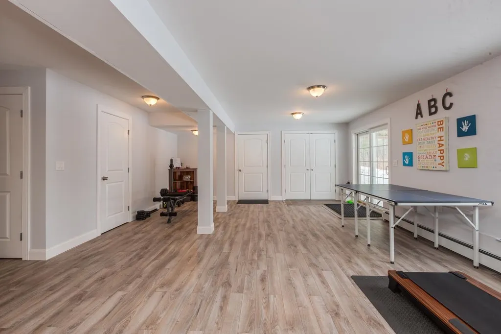 74 Peaslee Road Bow NH 03304