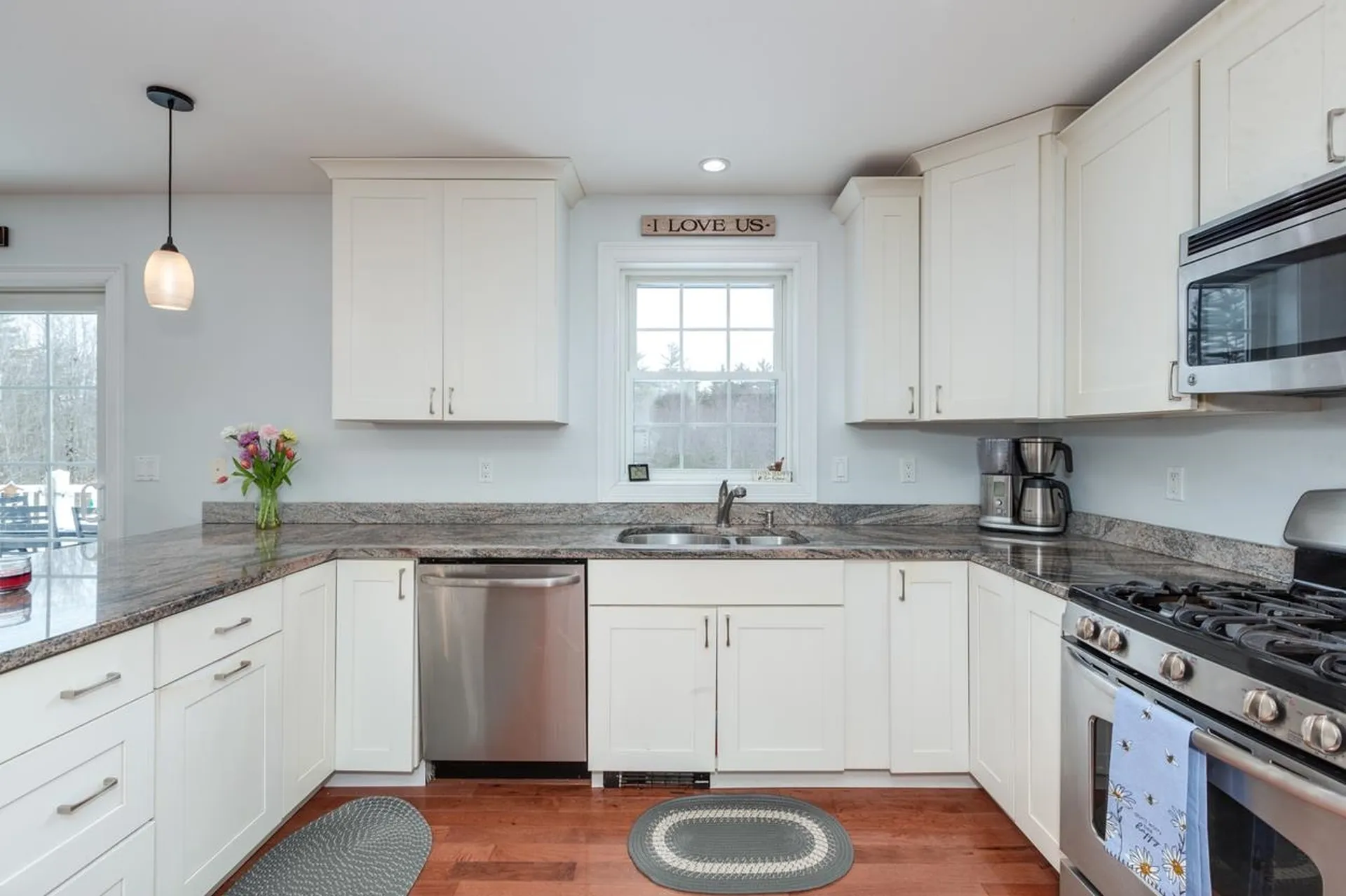 74 Peaslee Road Bow NH 03304