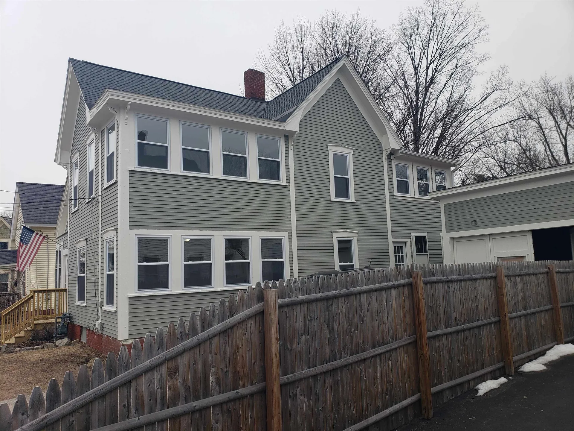 739 Hall Street Manchester NH 03104