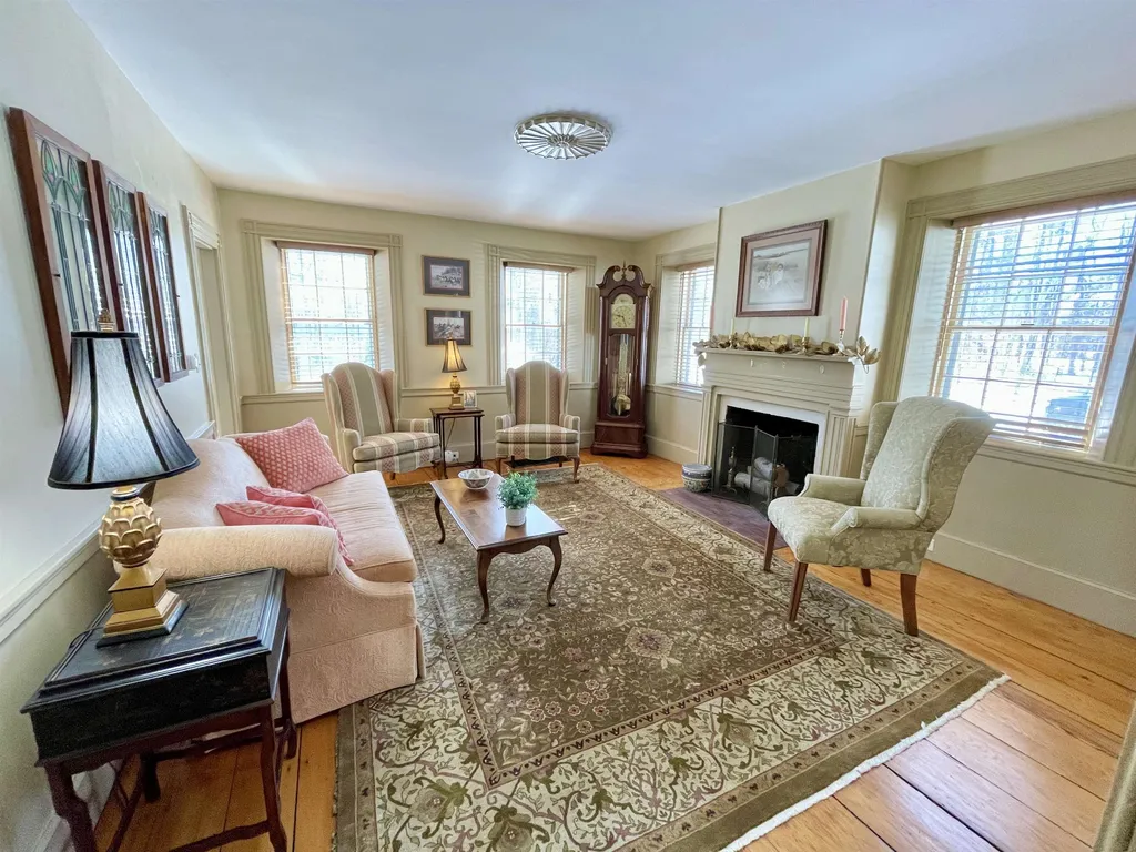 191 Middle Road Brentwood NH 03833