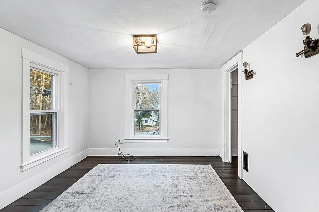 94 Dale Street Wilton NH 03086
