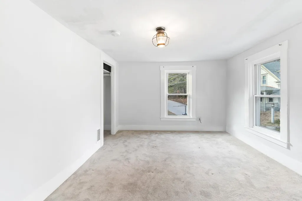 94 Dale Street Wilton NH 03086
