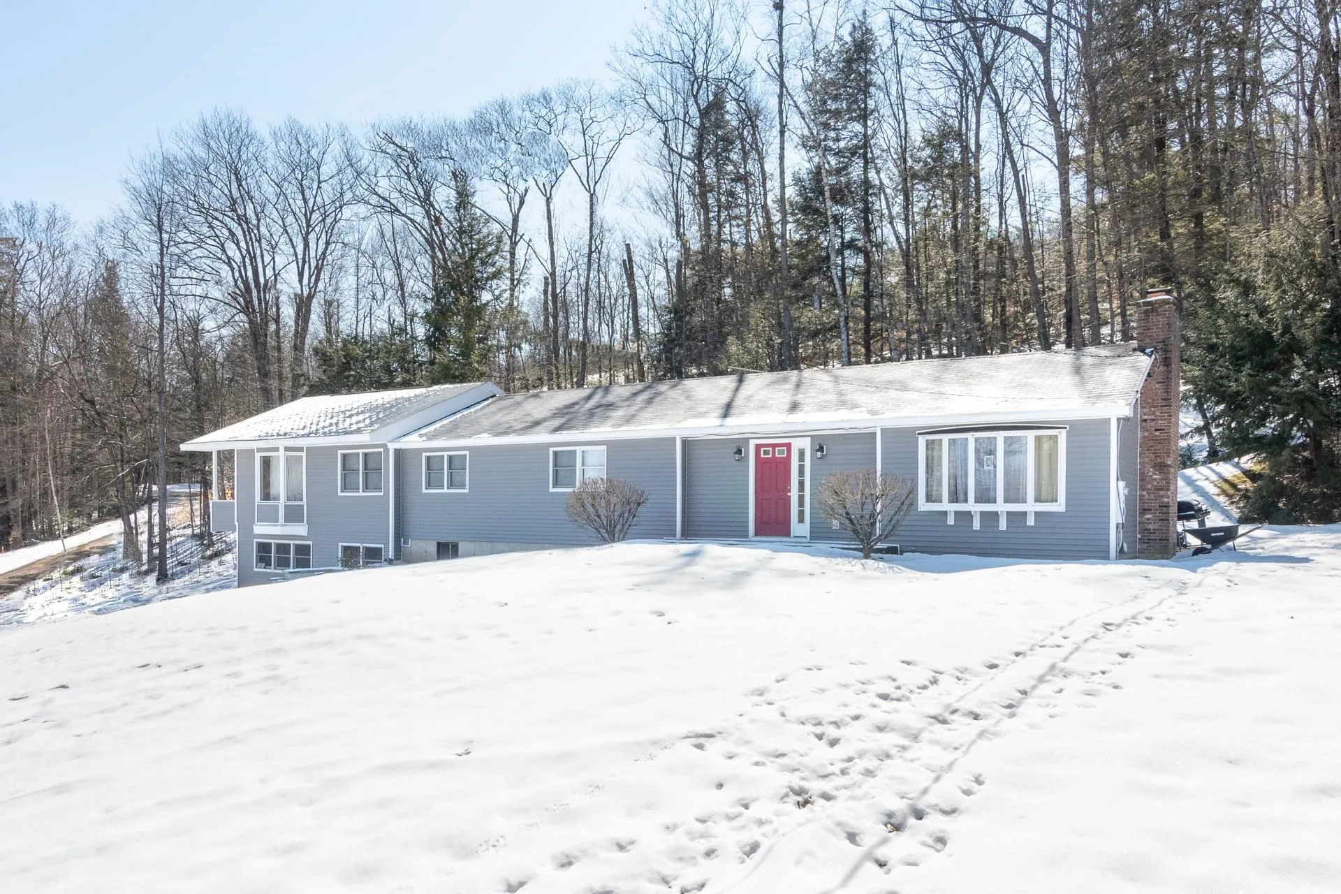 28 Hook Road Gilford NH 03249