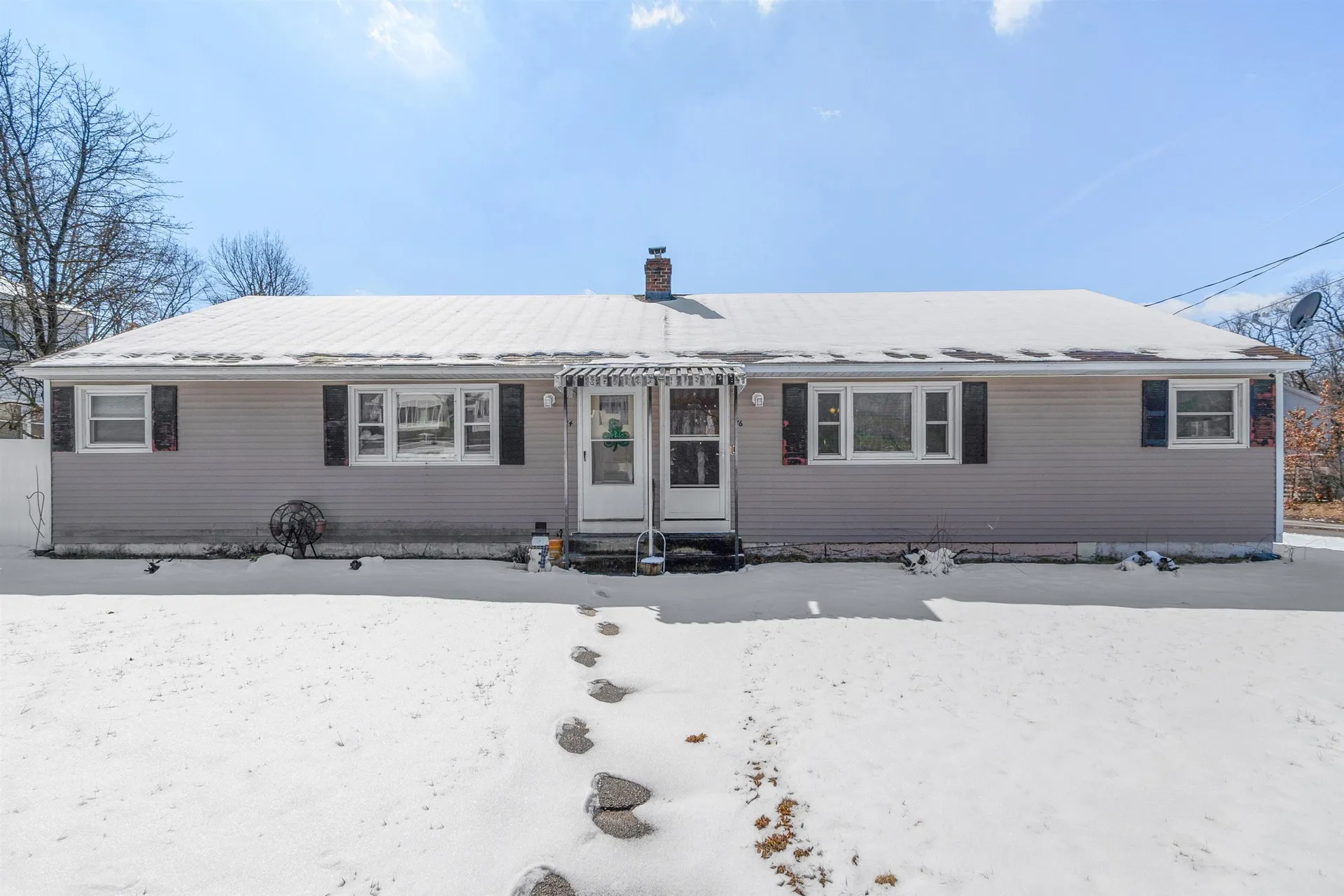 74-76 Mcquesten Street Manchester NH 03102