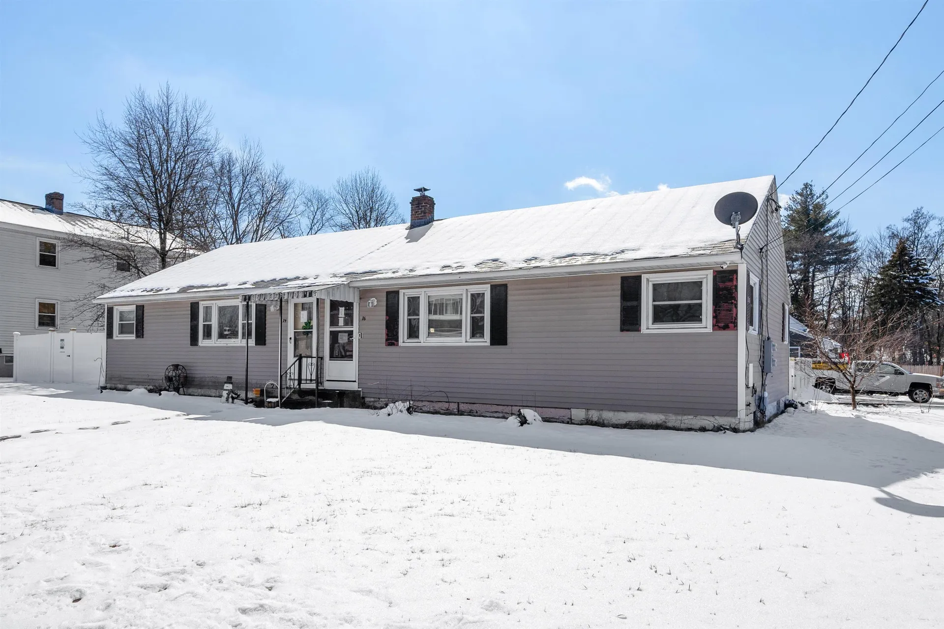 74-76 Mcquesten Street Manchester NH 03102