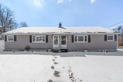74-76 Mcquesten Street Manchester NH 03102