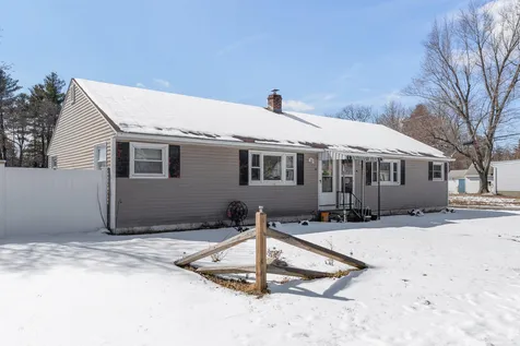 74-76 Mcquesten Street Manchester NH 03102