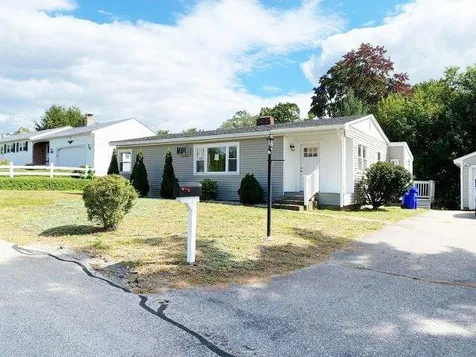 73 Crosbie Street Manchester NH 03104