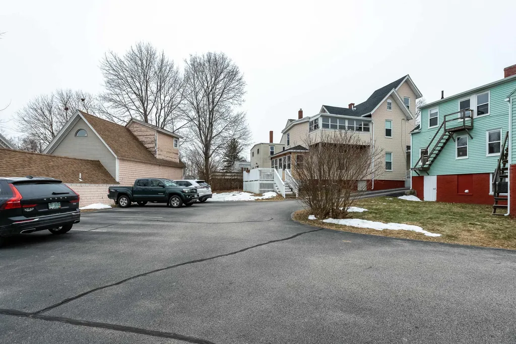 162-166 & 168 High Street Somersworth NH 03878