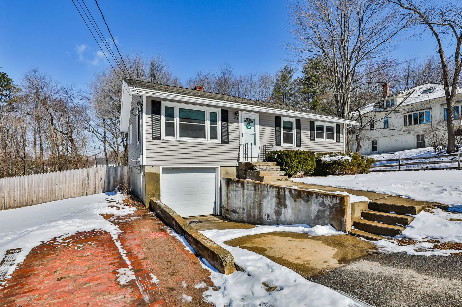 223 Ward Street Manchester NH 03104