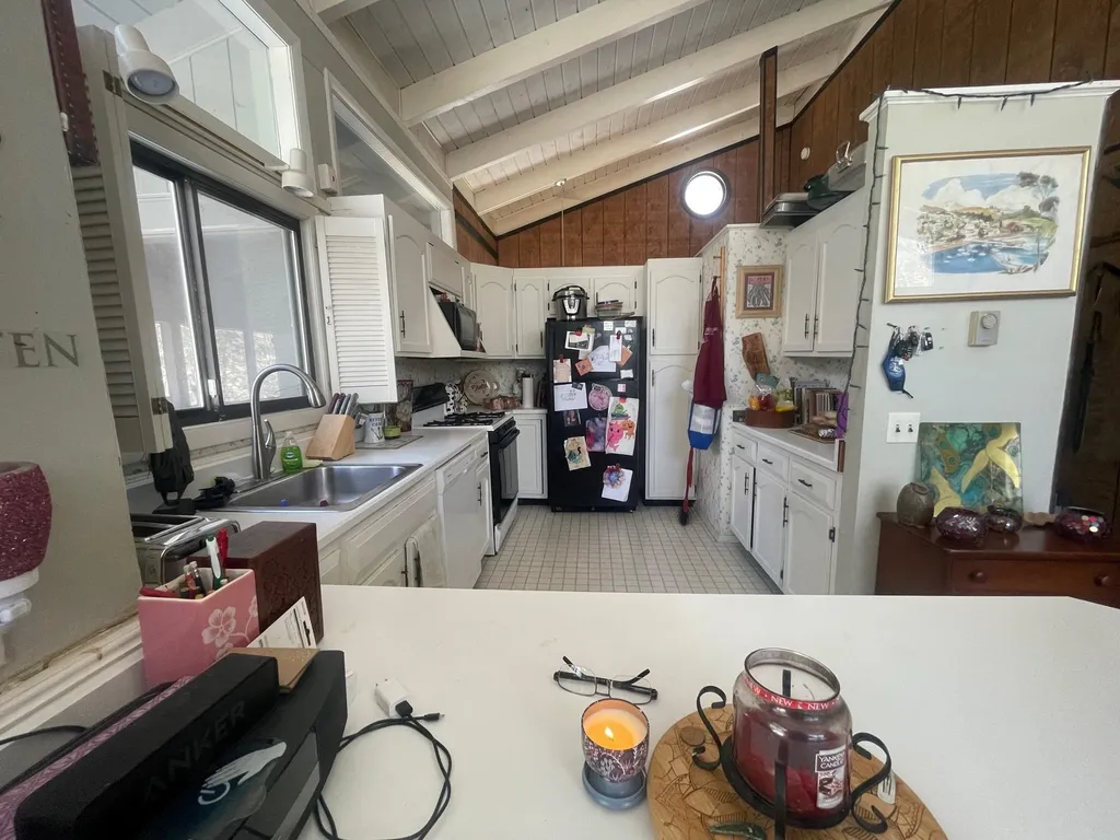 2364 Willard Road Hartford VT 05059