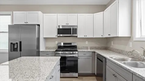 51 Mollys Way Winooski VT 05404