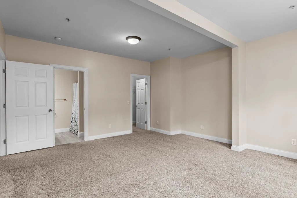 15 Webster Street Nashua NH 03064