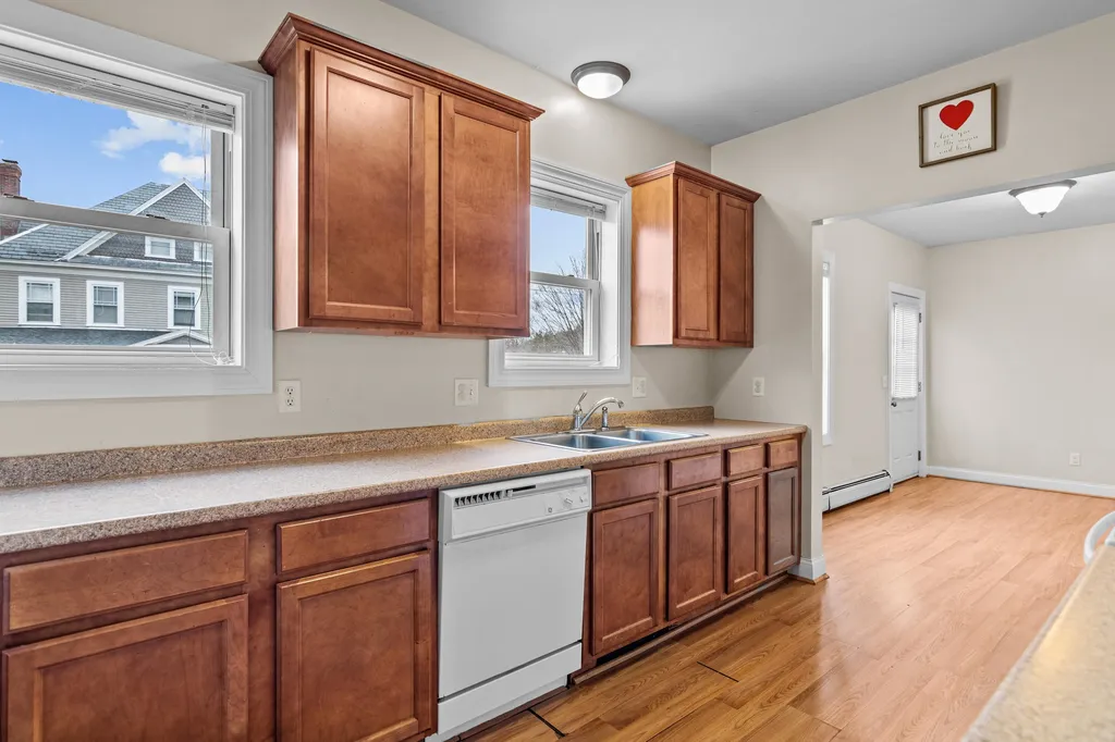15 Webster Street Nashua NH 03064