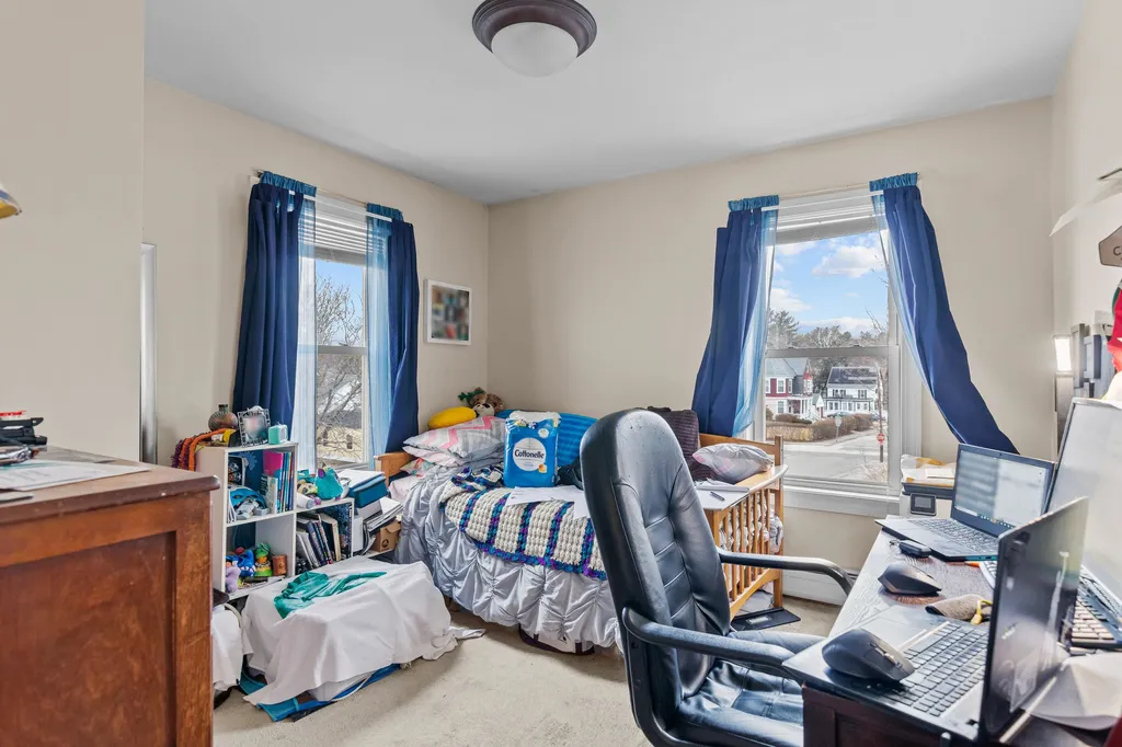 15 Webster Street Nashua NH 03064