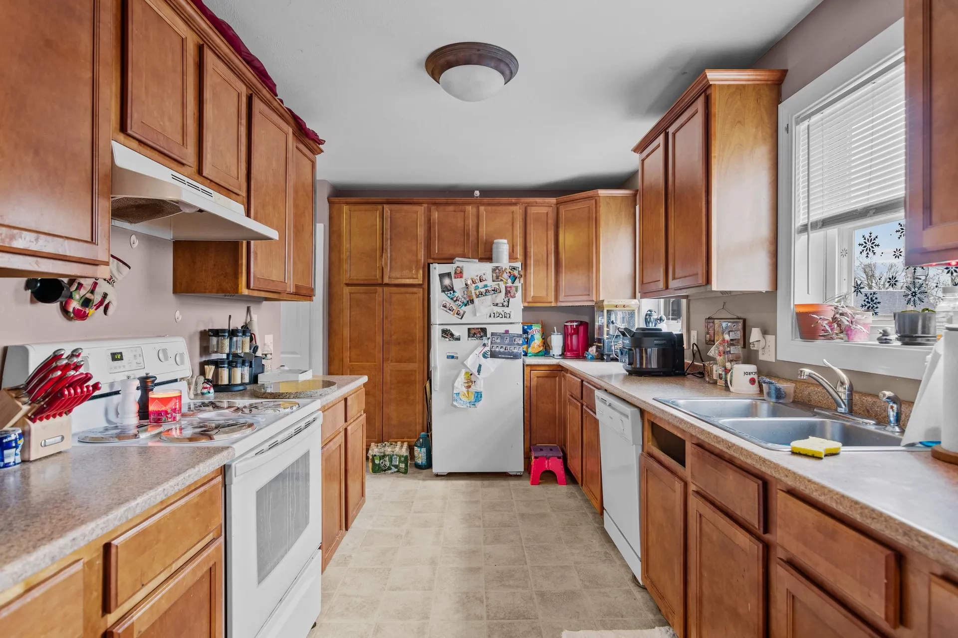 15 Webster Street Nashua NH 03064