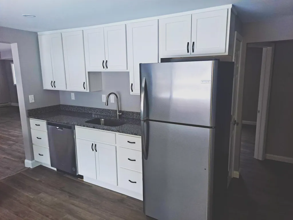 110 Mammoth Road Hooksett NH 03106