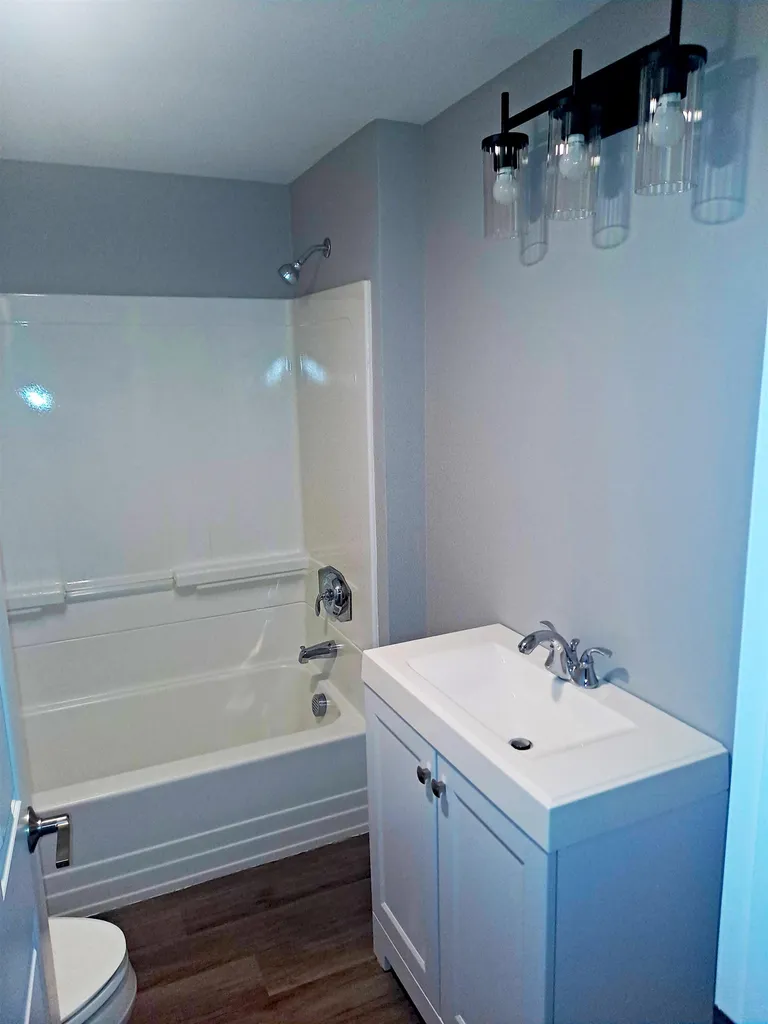 110 Mammoth Road Hooksett NH 03106