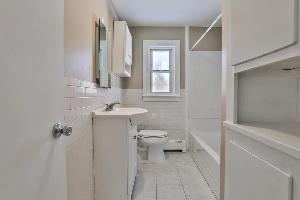 9 Sunset Lane Bedford NH 03110