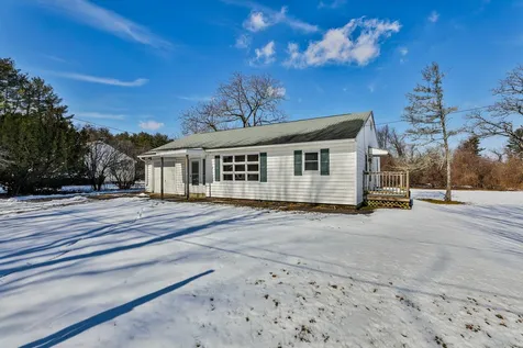 9 Sunset Lane Bedford NH 03110