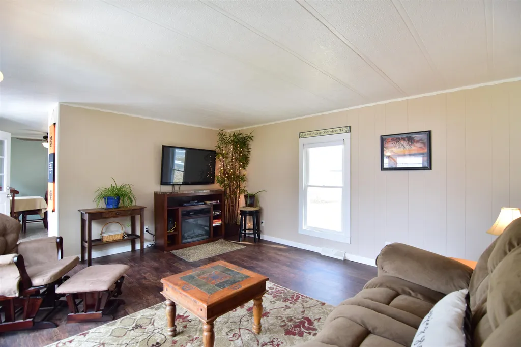 134 Estate Drive Barrington NH 03825