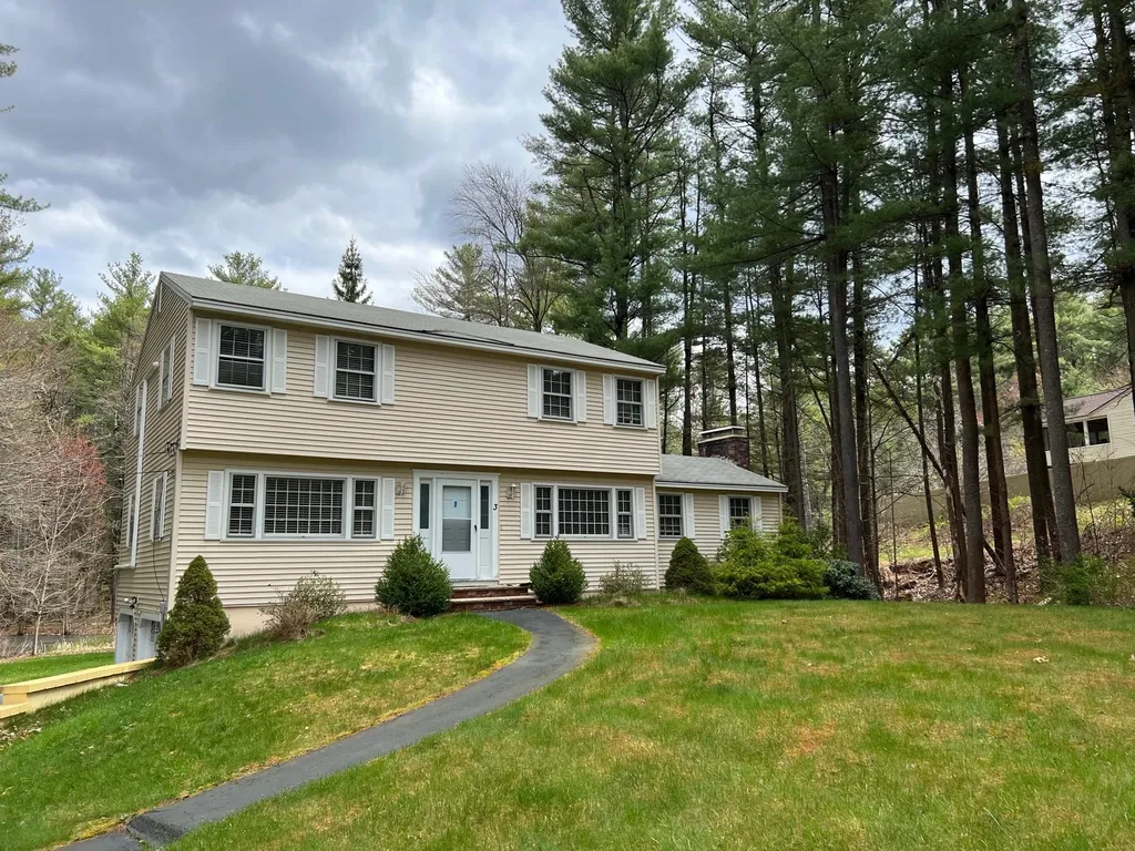 3 Timber Street Londonderry NH 03053