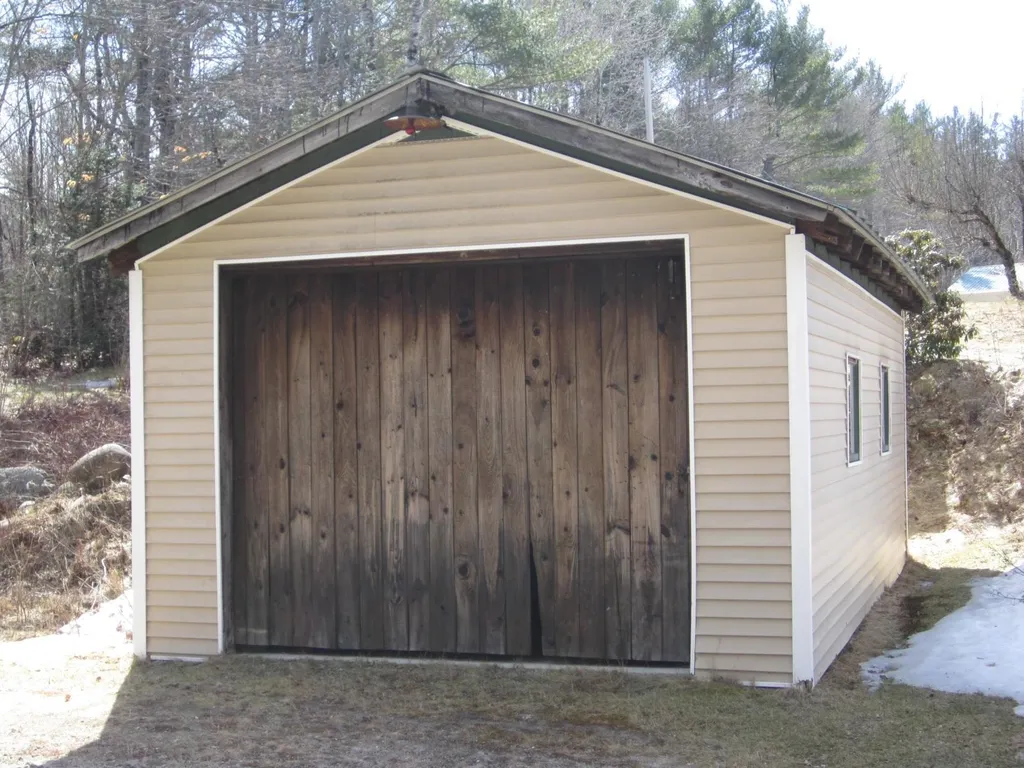 133 High Street Danbury NH 03230