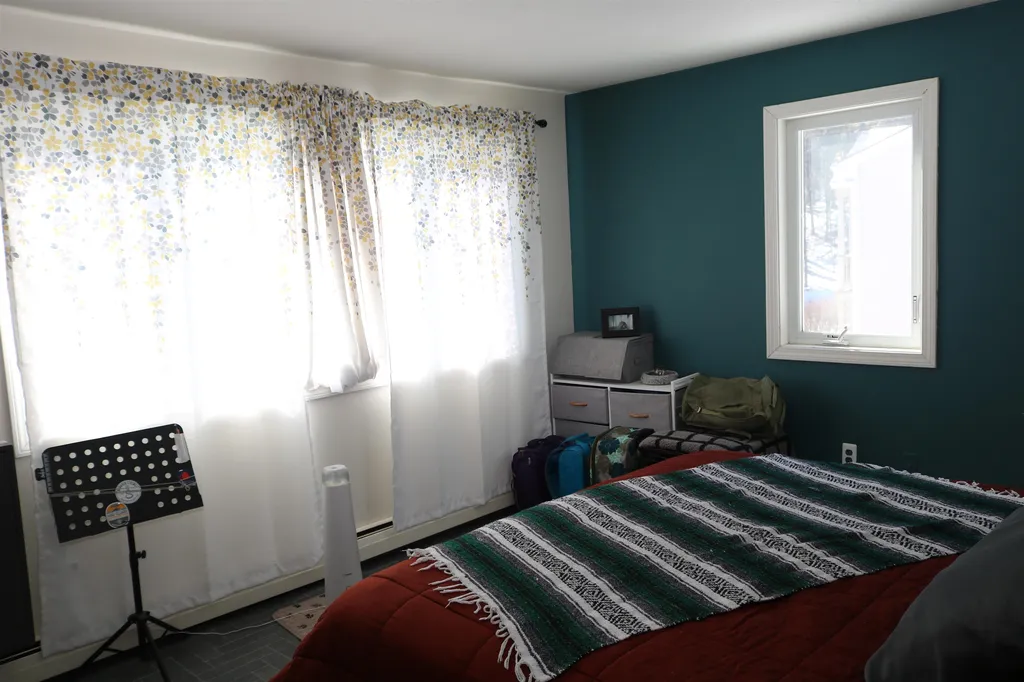76 Colonial Drive Hartford VT 05001