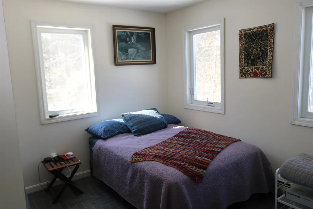 76 Colonial Drive Hartford VT 05001