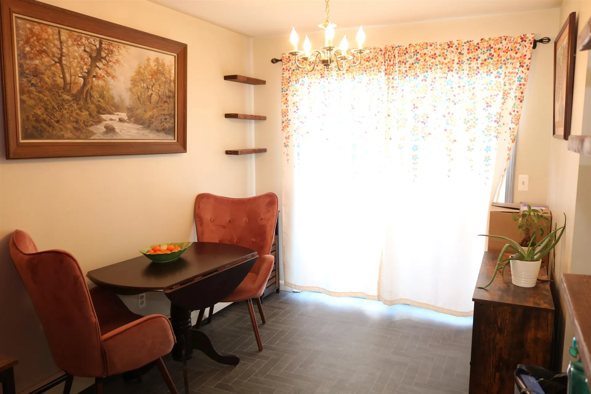 76 Colonial Drive Hartford VT 05001