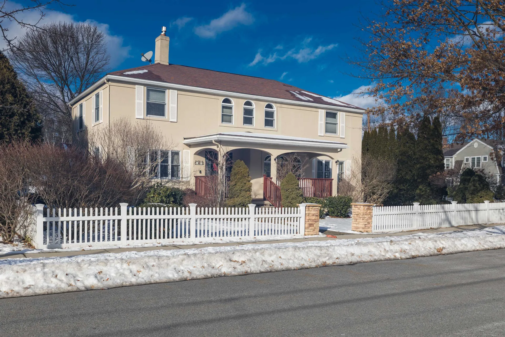 9 Willard Avenue Portsmouth NH 03801