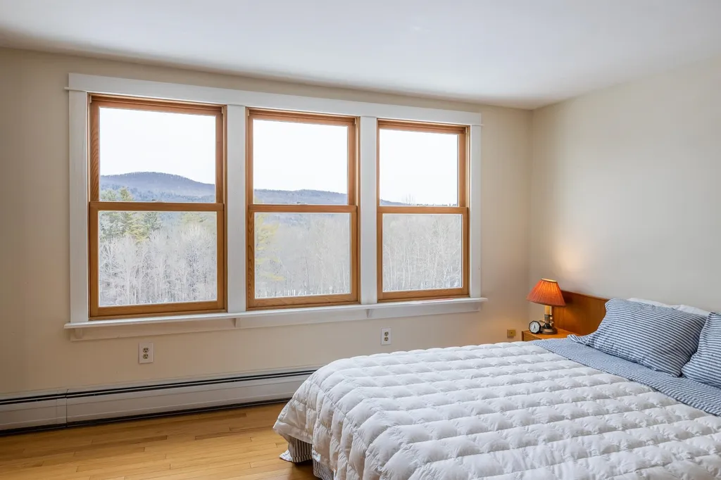 33 Turnpike Road Strafford VT 05070