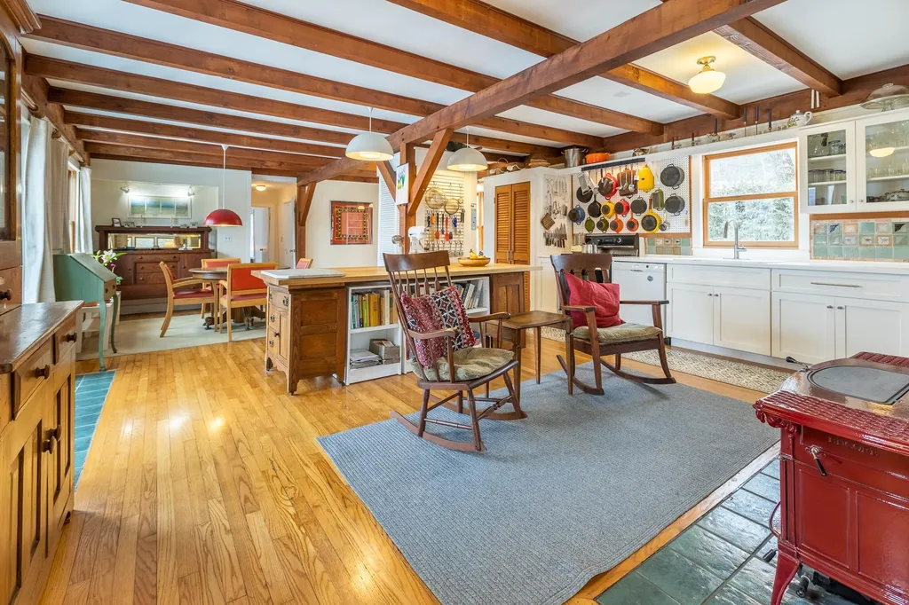 33 Turnpike Road Strafford VT 05070