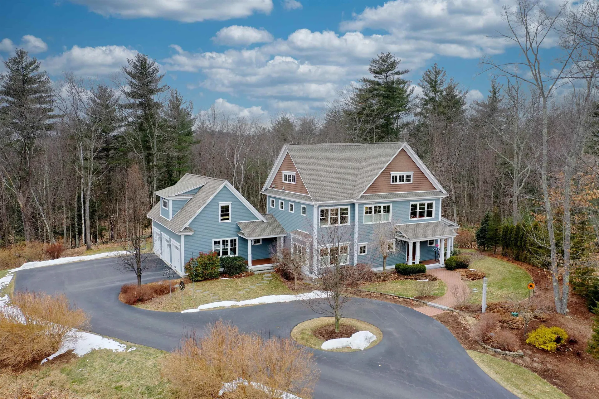 64 Settlers Court Bedford NH 03110