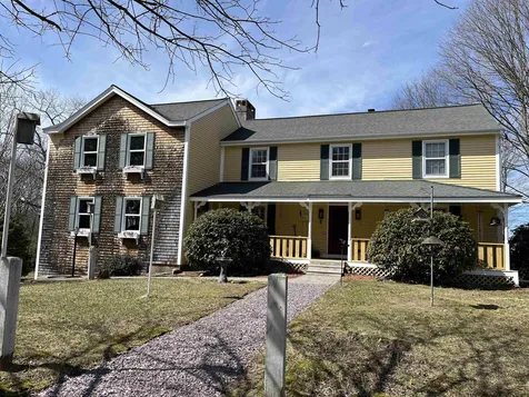 35 Spaulding Hill Road Pelham NH 03076