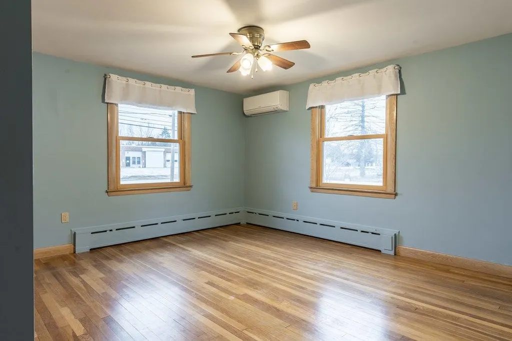 46 Old Dover Road Rochester NH 03867