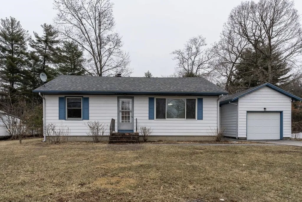 46 Old Dover Road Rochester NH 03867