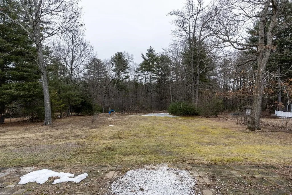 46 Old Dover Road Rochester NH 03867