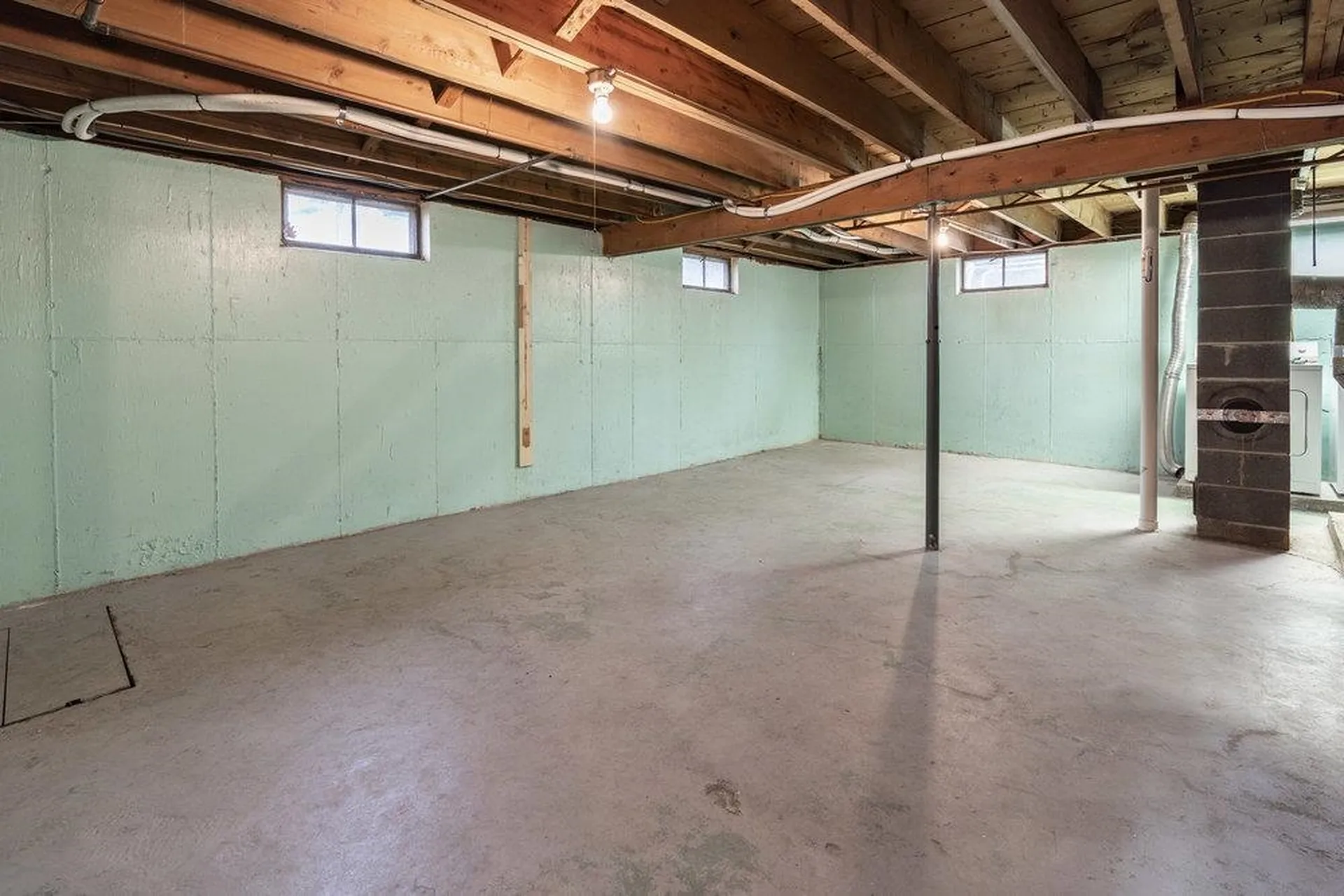 46 Old Dover Road Rochester NH 03867