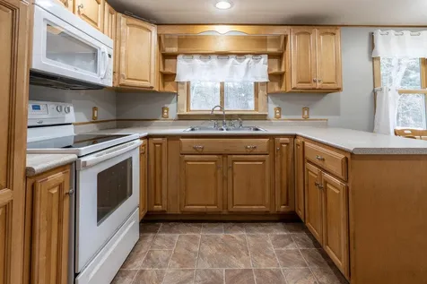 46 Old Dover Road Rochester NH 03867