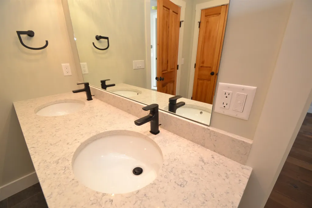 210 Moretown Heights Road Moretown VT 05660