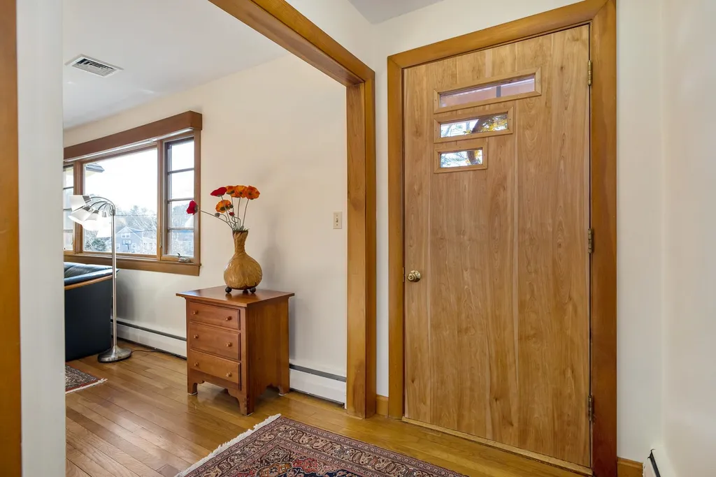 23 Pine Road North Hampton NH 03862